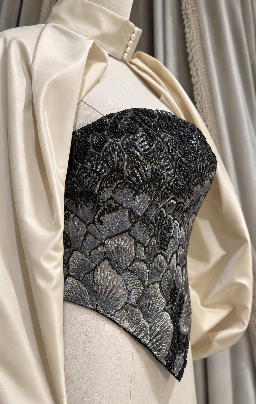 Corset with Cape LAISSE DE MER
